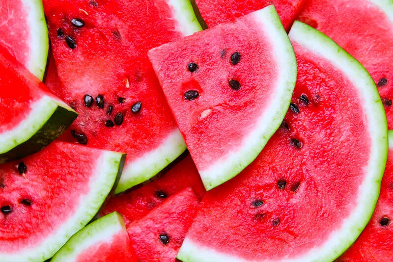 بررسی جامع هندوانه: ارزش غذایی، فواید پزشکی و نگاه طب ایرانی، چینی